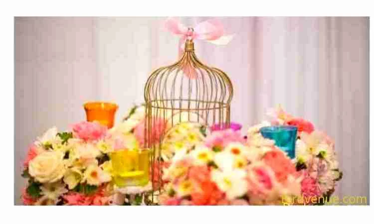 How to decorate a birdcage for Christmas 5